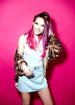Lina Larissa Strahl